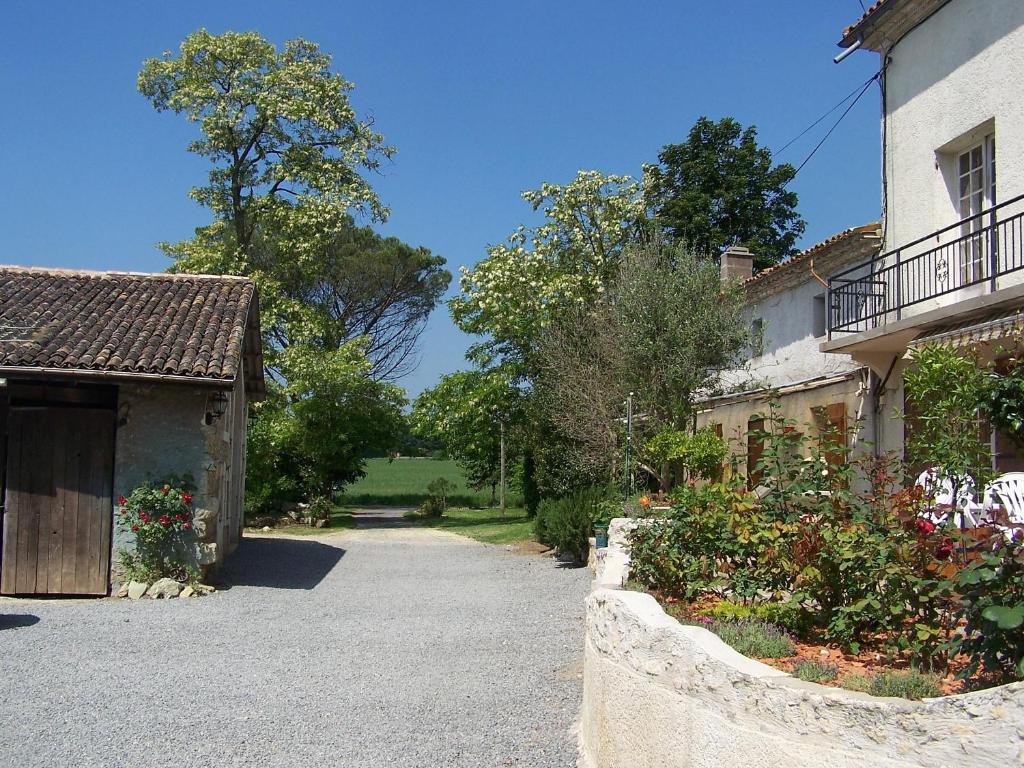 Domaine Capiet Bed and Breakfast Courpiac Exteriör bild